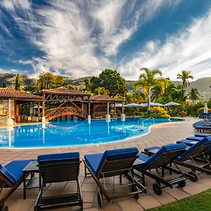 Hotel Quinta Jardins Do
